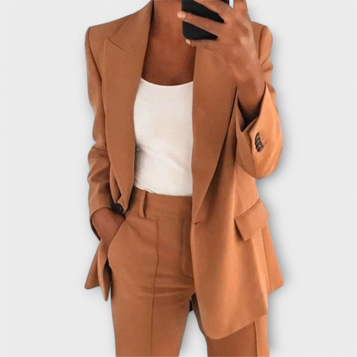Ella - Women's Suit Set