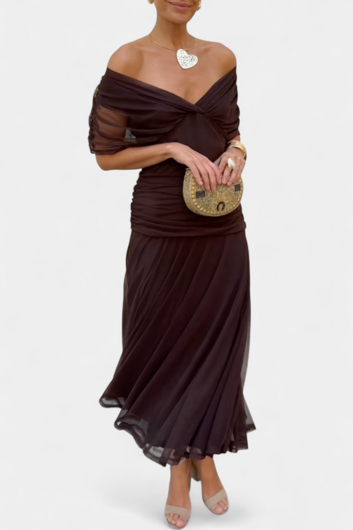 Helodia | Elegant Dress With V-Neckline