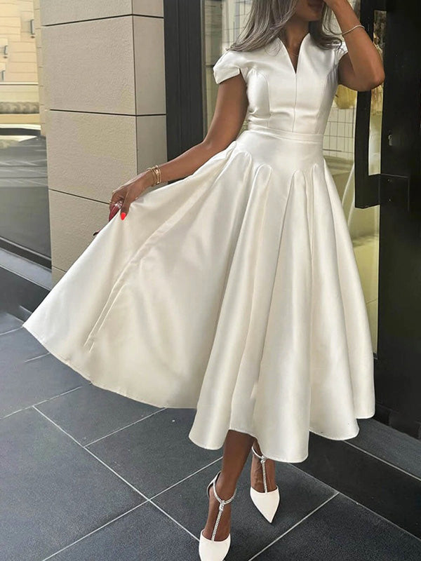 Short Sleeves Solid Color V-Neck Midi Dresses